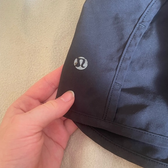 Lululemon shorts athletic cute speed up shorts running black - Picture 2 of 4